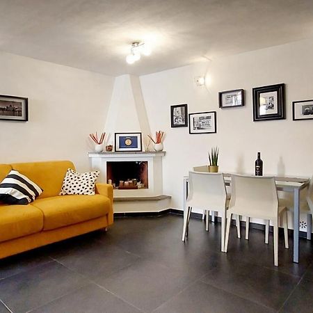 Casa Del Moro - Romantic Loft In Trastevere Buitenkant foto