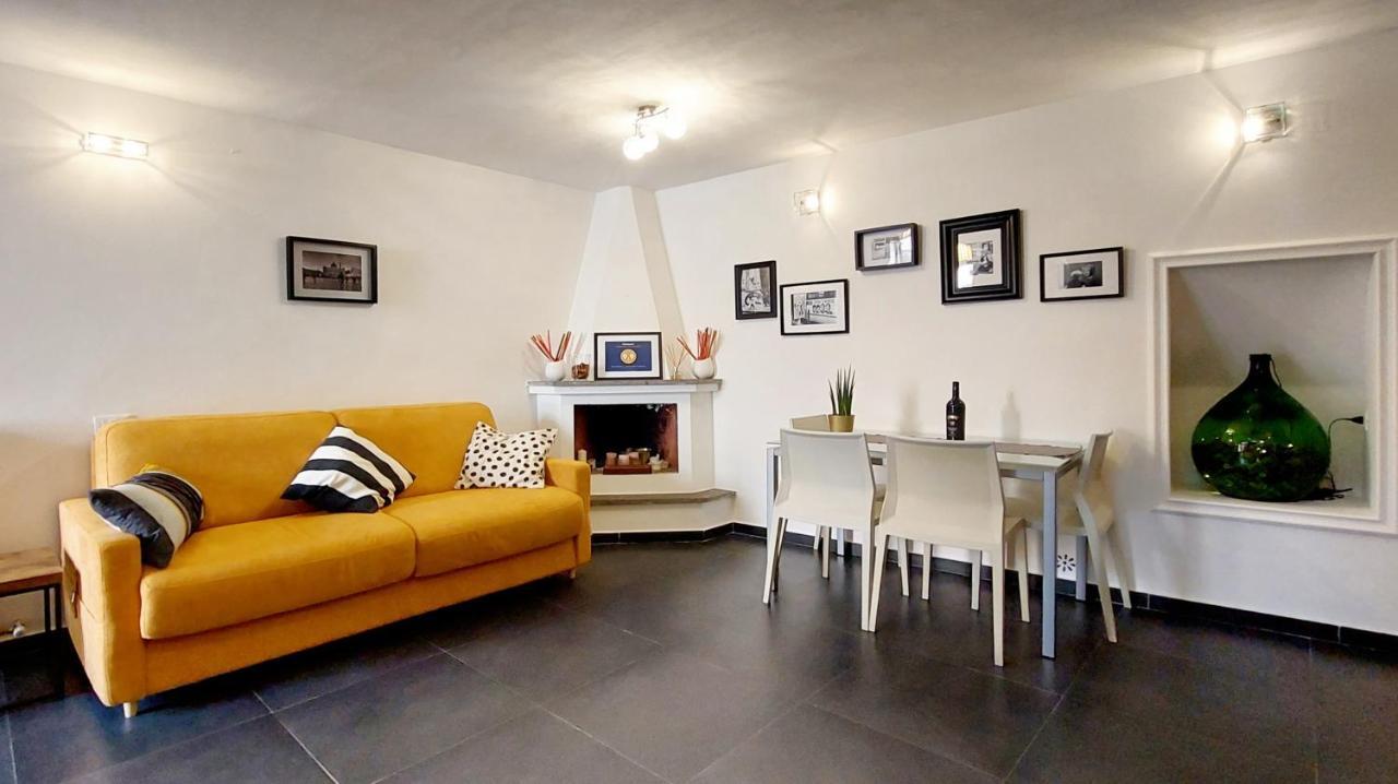 Casa Del Moro - Romantic Loft In Trastevere Buitenkant foto