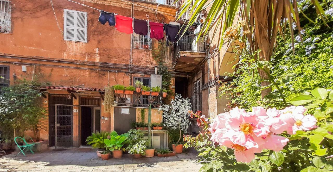 Casa Del Moro - Romantic Loft In Trastevere Buitenkant foto